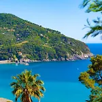 Giardino Sul Mare House - Sea View * レヴァント