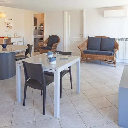 Lejlighed Giardino Sul Mare House - Sea View