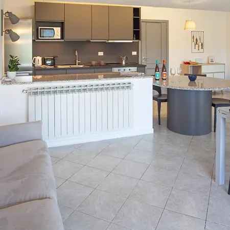 Giardino Sul Mare House - Sea View 公寓 莱万托